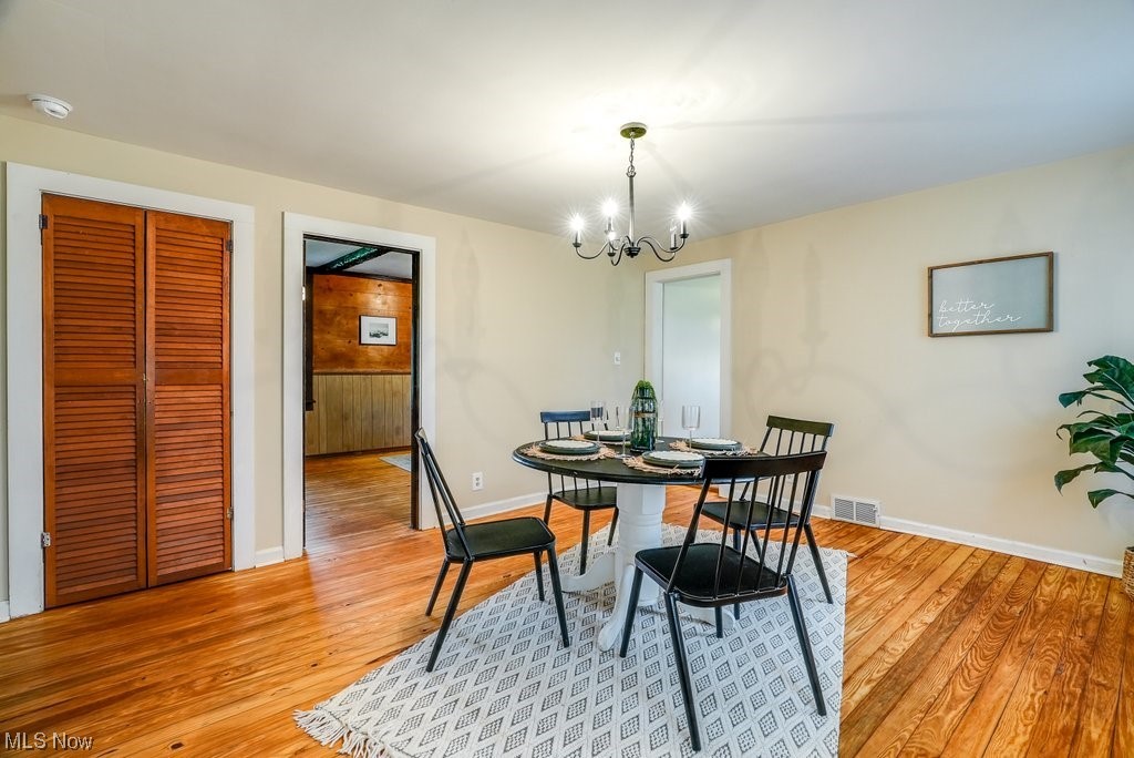 4074 Sherman Road Kent, OH 44240 - Photo 9 of 34 1st floor bed off of dining rm