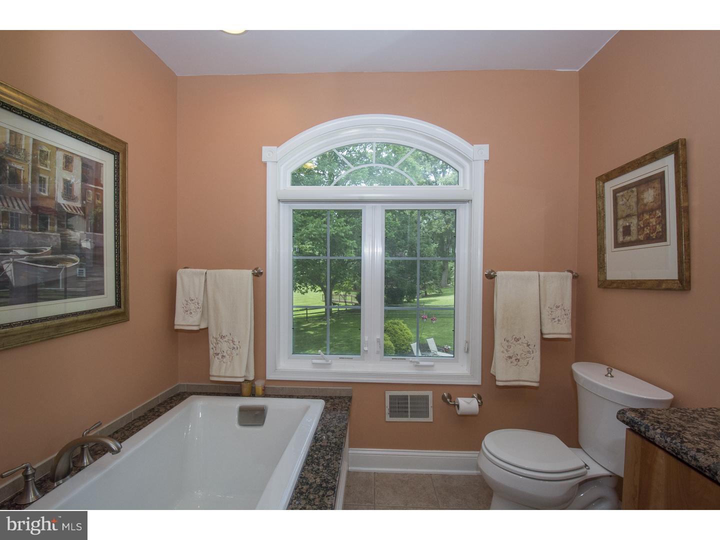 155 Poplar Road Newtown Square, PA 19073 - Photo 18 of 25 Bathroom