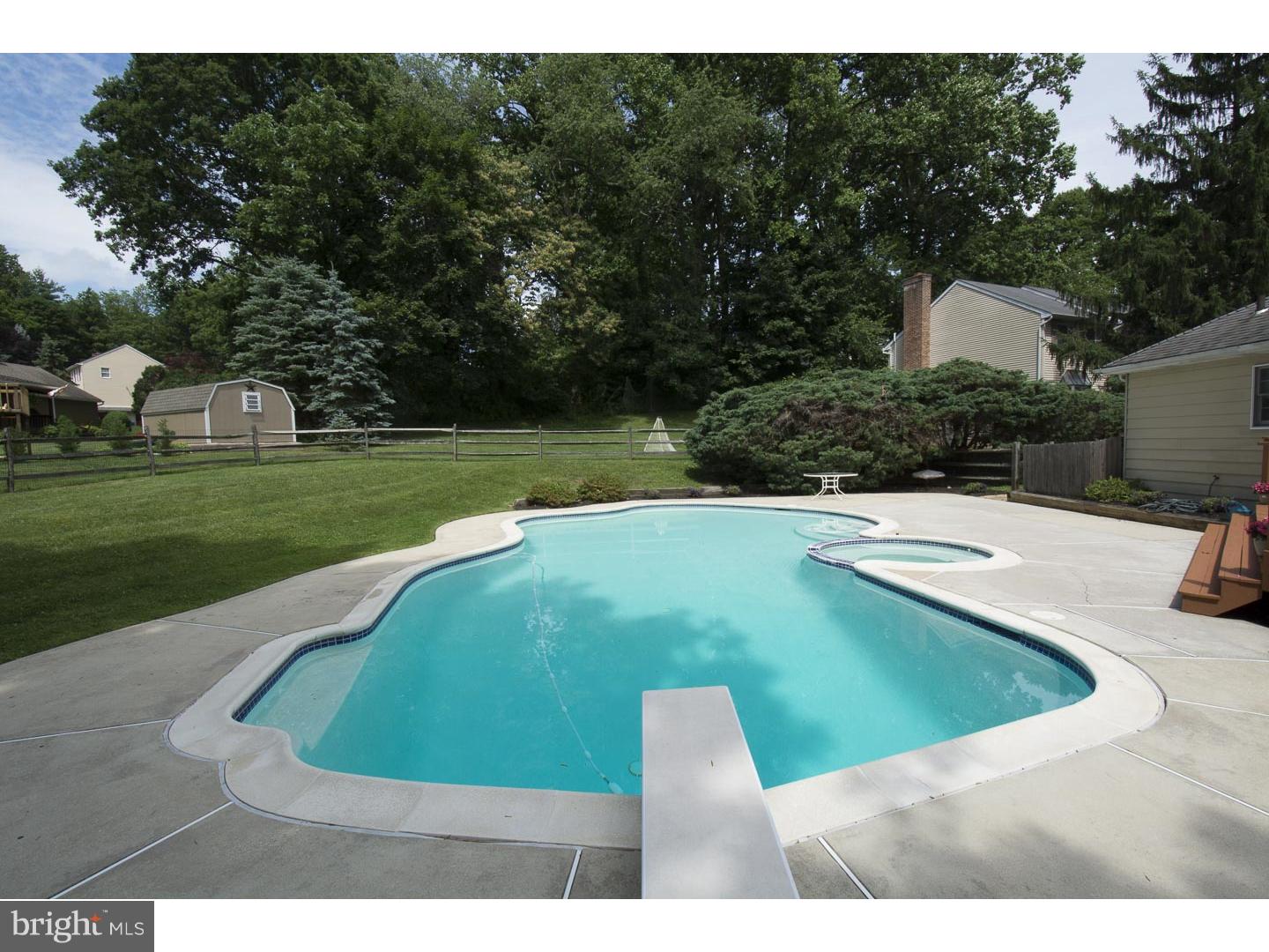 155 Poplar Road Newtown Square, PA 19073 - Photo 23 of 25 Pool