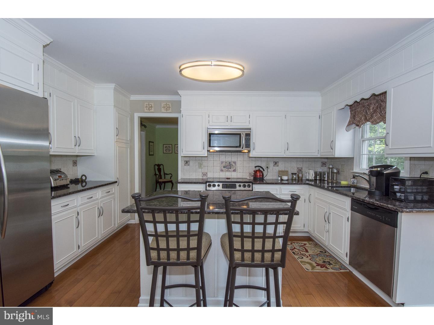 155 Poplar Road Newtown Square, PA 19073 - Photo 7 of 25 Kitchen