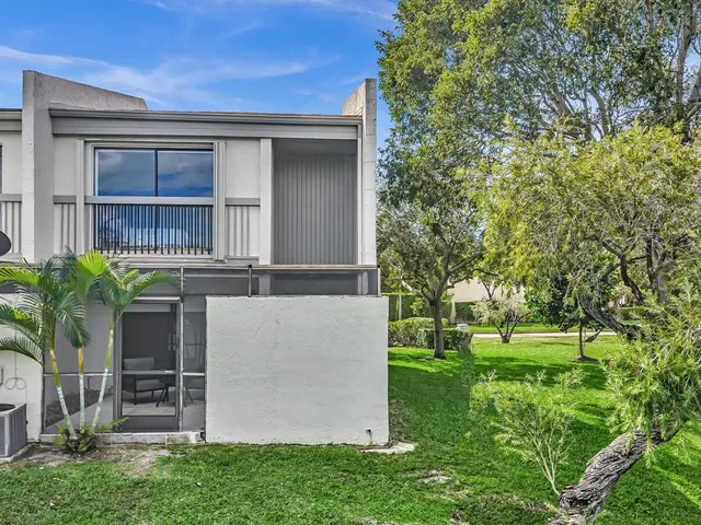 $3,500 | 1381 Northwest 99th Avenue, Unit 172, Pembroke Pines, FL 33024