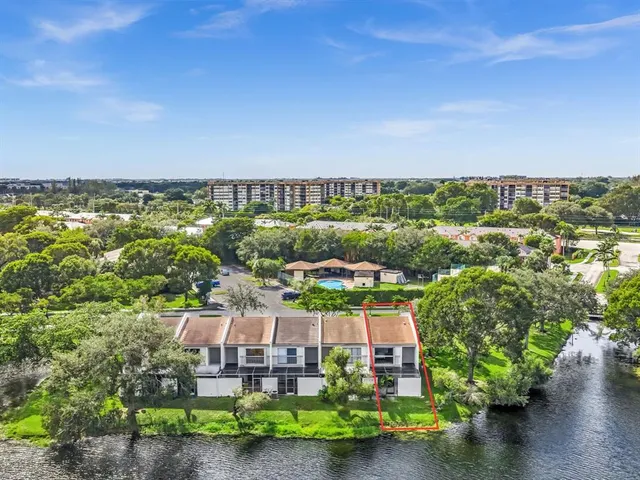 $3,500 | 1381 Northwest 99th Avenue, Unit 172, Pembroke Pines, FL 33024