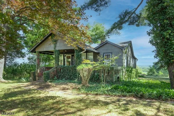 $450,000 | 114 Amwell Road, Flemington, NJ 08822