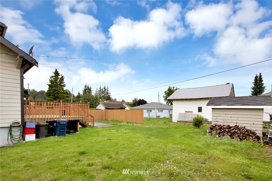 232 Garfield Street Sumas, WA 98295 - Photo 4 of 25 Gallery Image 4
