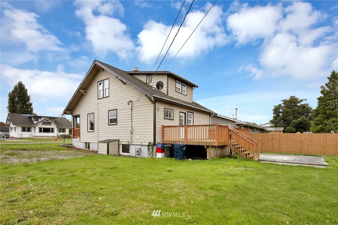 232 Garfield Street Sumas, WA 98295 - Photo 5 of 25 Gallery Image 5