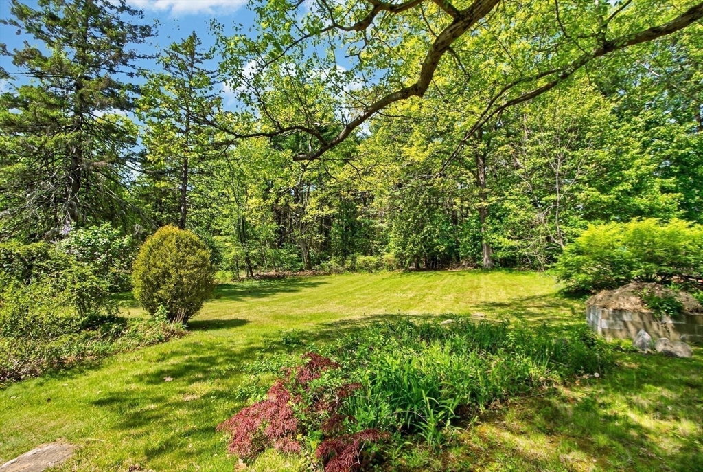139 Bailey Road Holden, MA 01520 - Photo 37 of 40