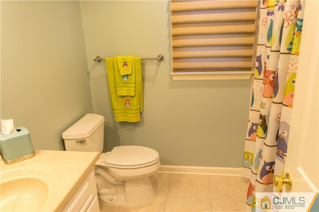 43 Willow Road Metuchen, NJ 08840 - Photo 13 of 20 Gallery Image 13