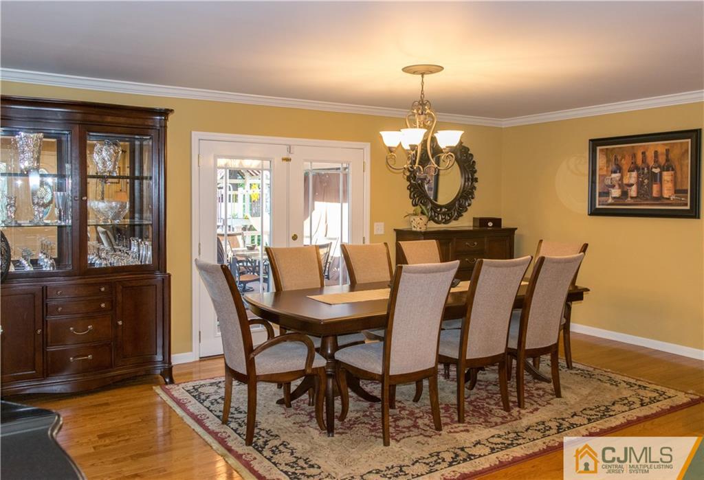43 Willow Road Metuchen, NJ 08840 - Photo 3 of 20 Gallery Image 3