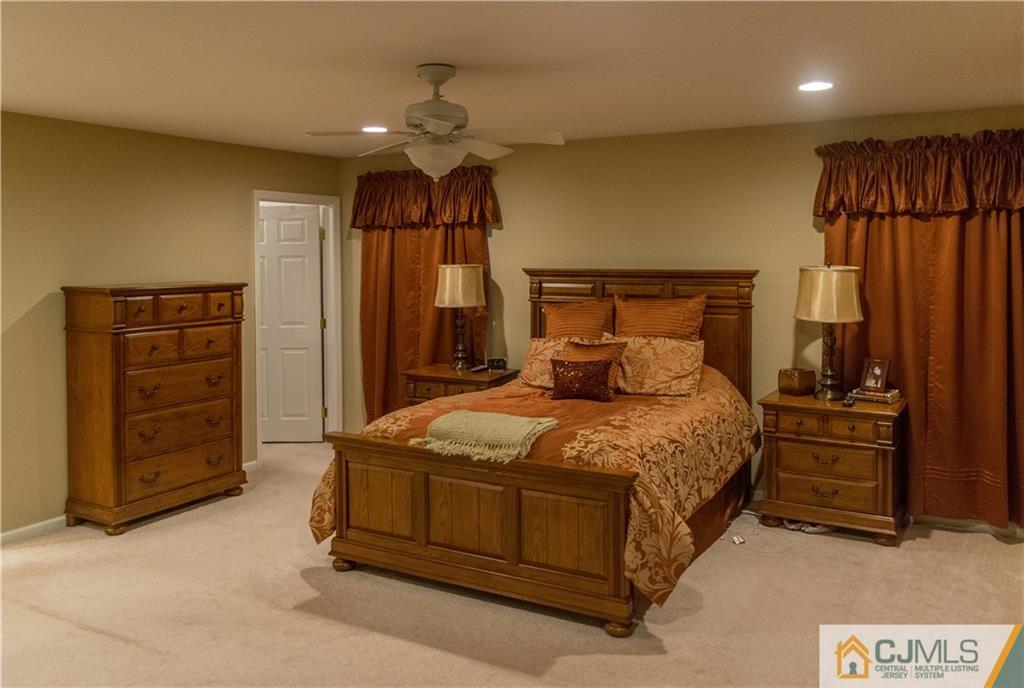 43 Willow Road Metuchen, NJ 08840 - Photo 9 of 20 Gallery Image 9