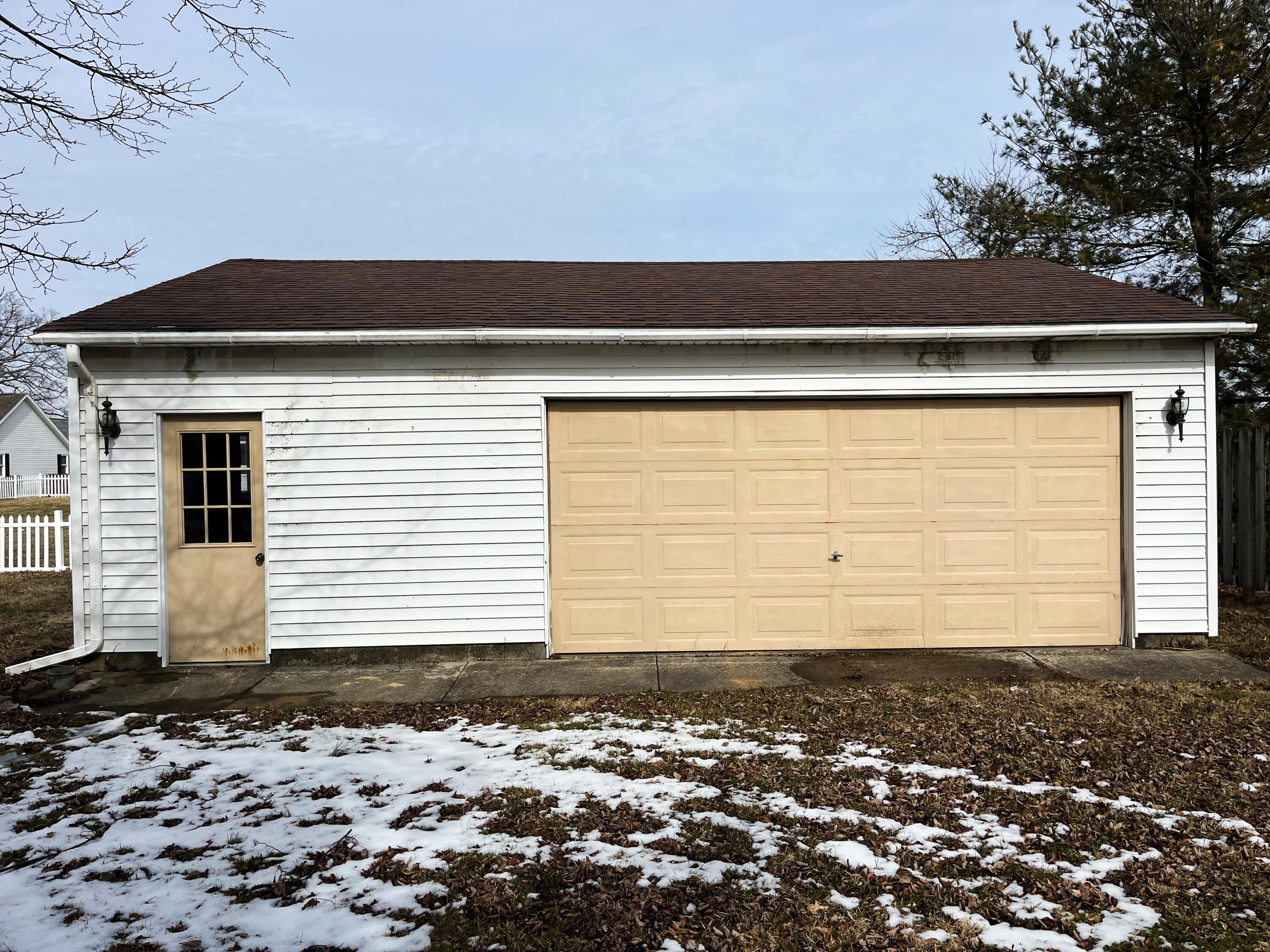 1610 Frail Road Lima, OH 45806 - Photo 66 of 73 zza
