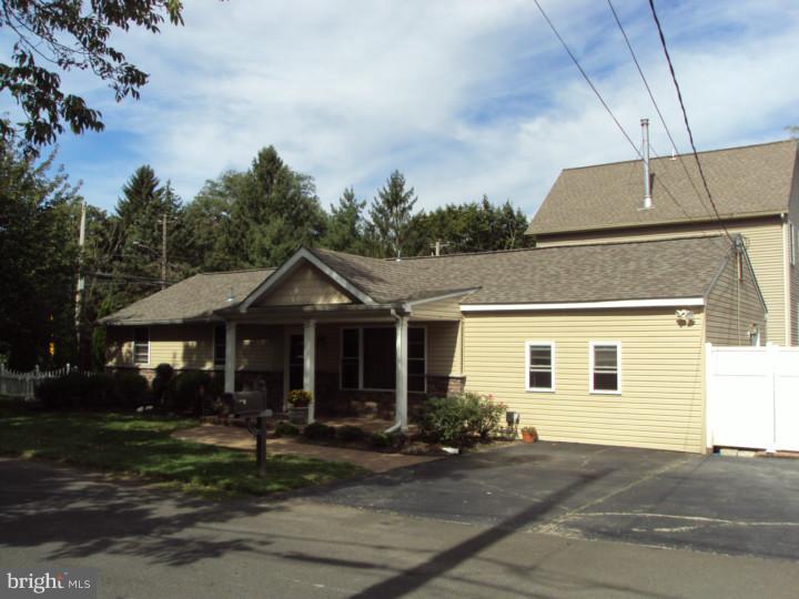 1710 Ritter Avenue Bristol, PA 19007 - Photo 15 of 16 Exterior Front
