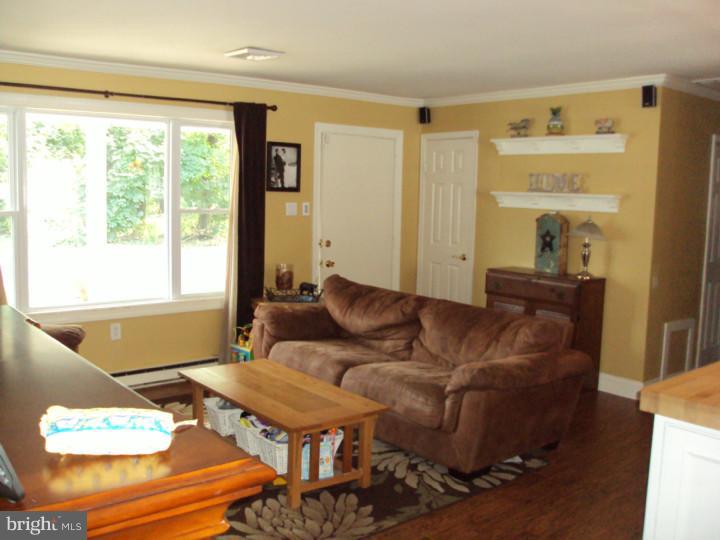 1710 Ritter Avenue Bristol, PA 19007 - Photo 16 of 16 Living Room