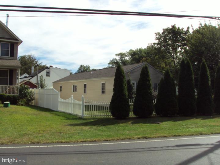 1710 Ritter Avenue Bristol, PA 19007 - Photo 8 of 16 Exterior Back