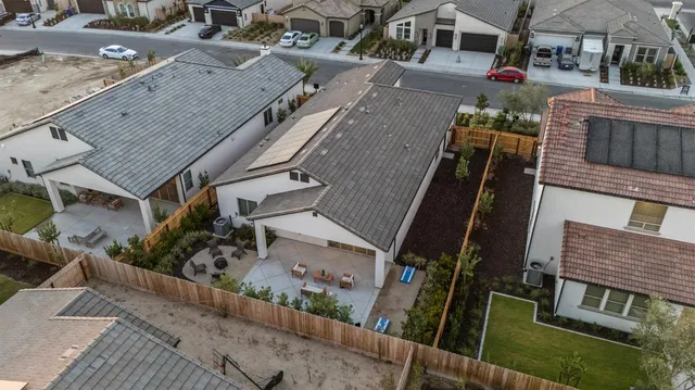 $649,000 | 7257 West Ashcroft Avenue, Fresno, CA 93723