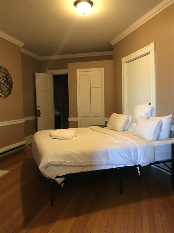 12-13 Bay State Road, Unit 3R Boston, MA 02215 - Photo 7 of 8