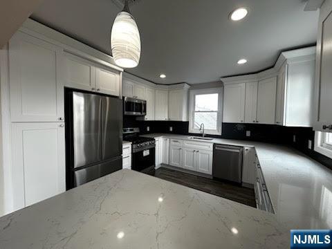 195 Closter Dock Road, Unit 2 Closter, NJ 07624 - Photo 2 of 9 Gallery Image 2