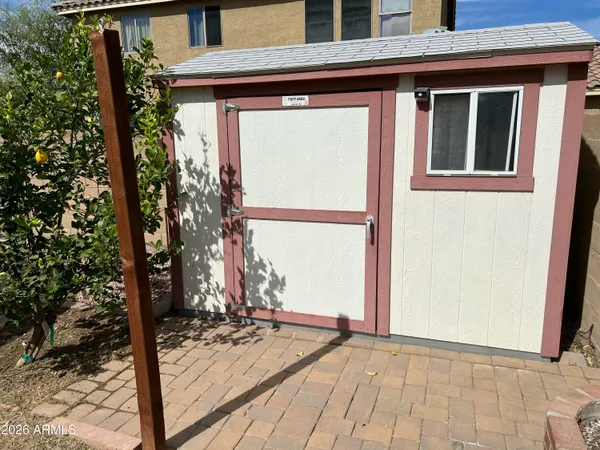 $2,100 | 2552 West St Catherine Avenue, Phoenix, AZ 85041