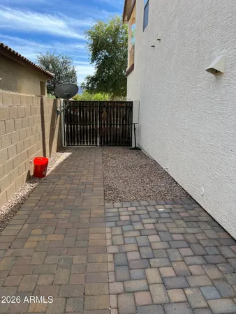 $2,100 | 2552 West St Catherine Avenue, Phoenix, AZ 85041