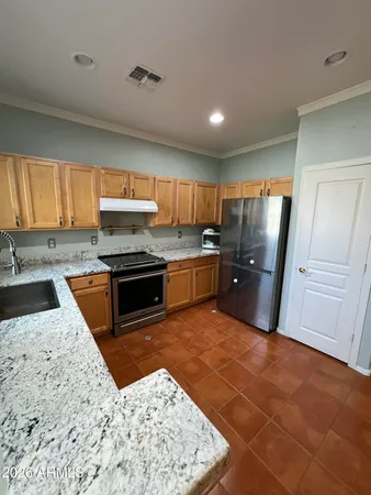 $2,100 | 2552 West St Catherine Avenue, Phoenix, AZ 85041