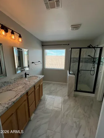 $2,100 | 2552 West St Catherine Avenue, Phoenix, AZ 85041