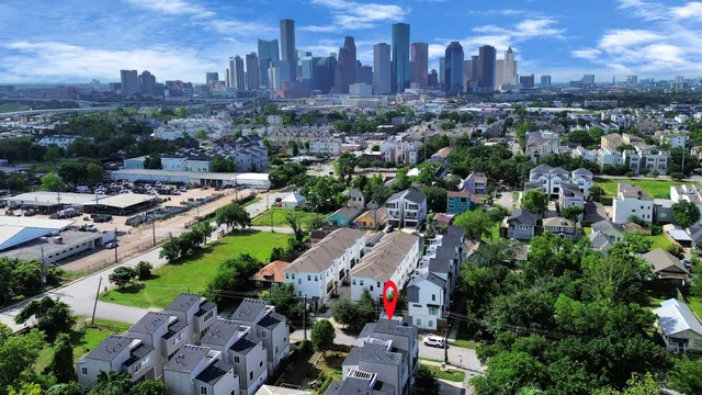 $3,100 | 2302 Johnson Street, Unit A, Houston, TX 77007
