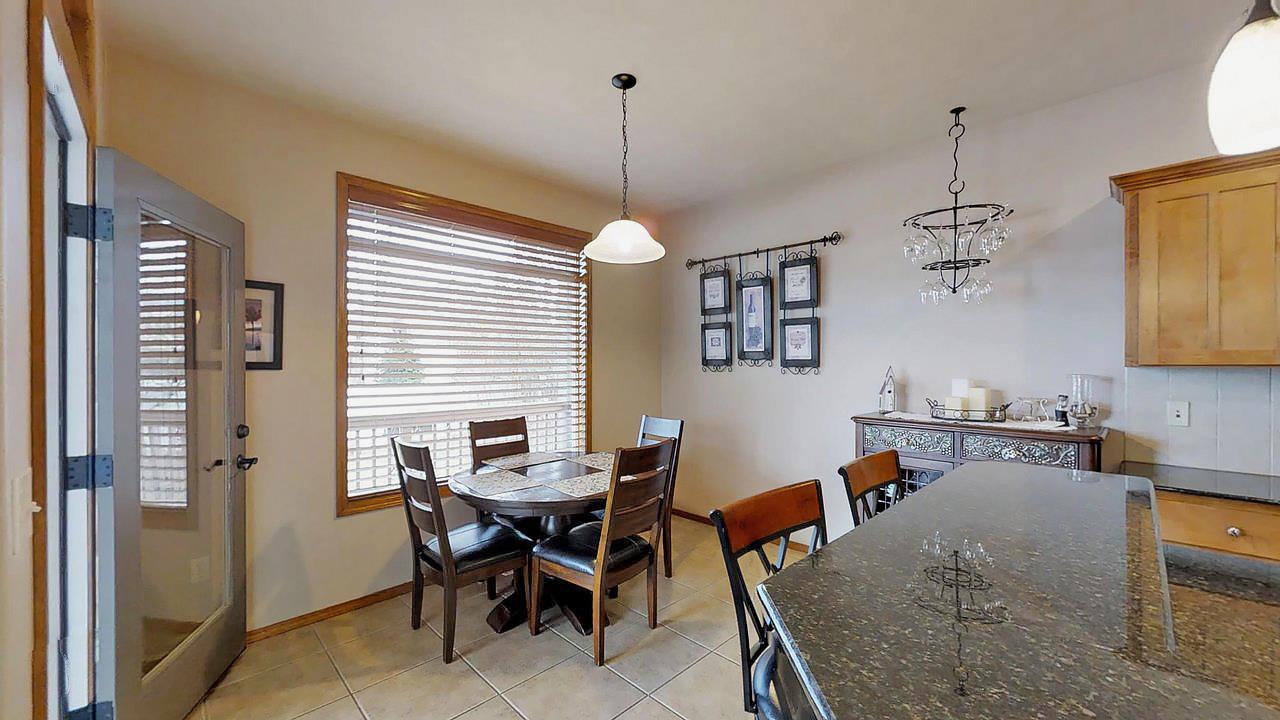 2618 West Hawthorne Road Spokane, WA 99208 - Photo 7 of 20