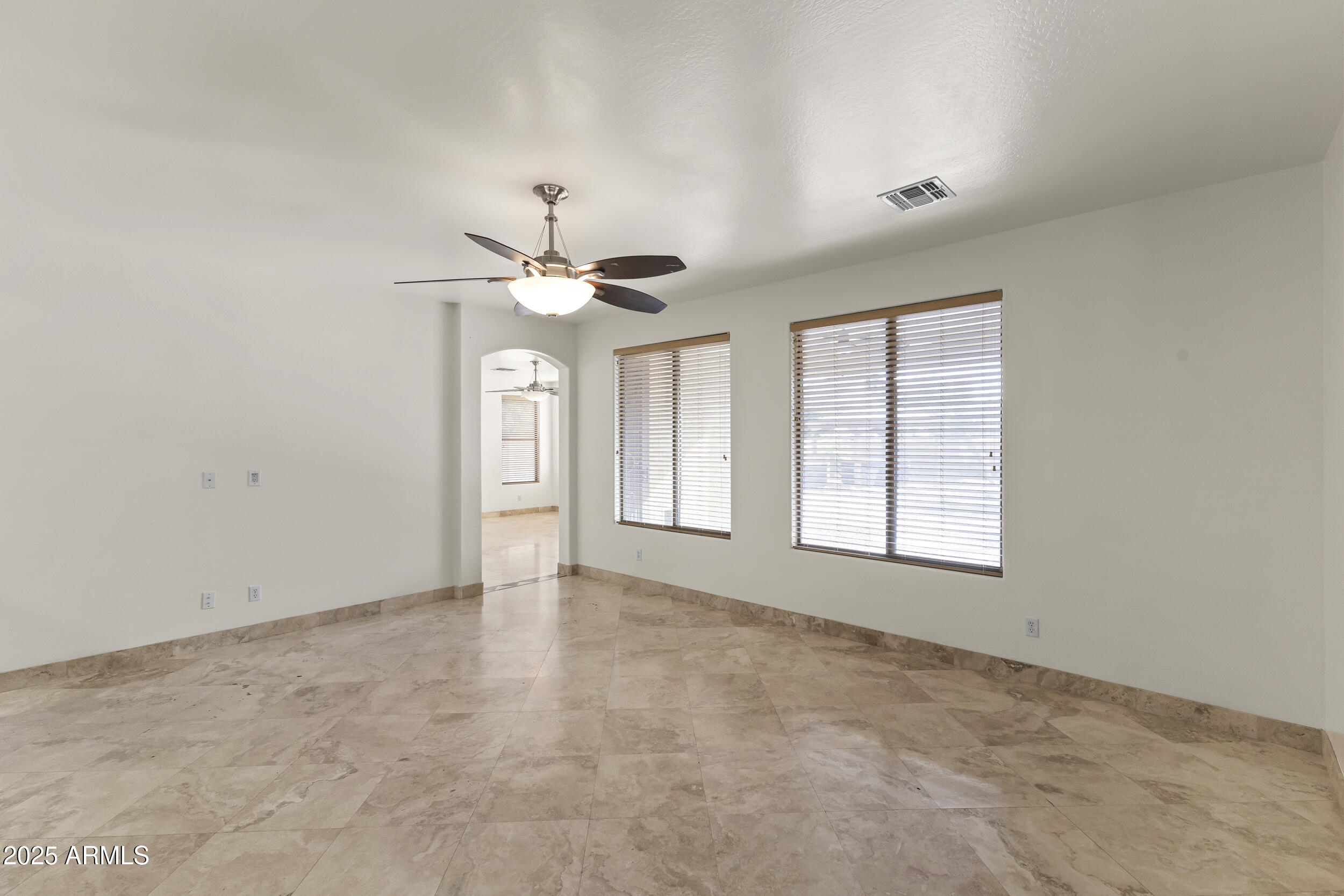 14089 West Charter Oak Road Surprise, AZ 85379 - Photo 9 of 34 9_09