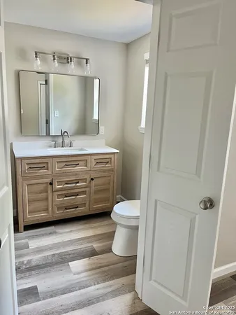 $259,500 | 1210 North Polk Street, Beeville, TX 78102