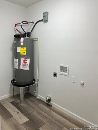 $259,500 | 1210 North Polk Street, Beeville, TX 78102