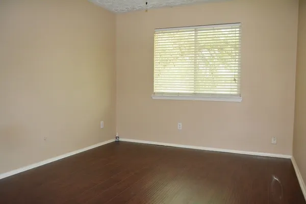 $2,100 | 3703 Embarcadero Drive, Houston, TX 77082