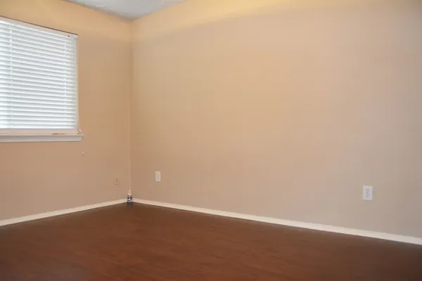 $2,100 | 3703 Embarcadero Drive, Houston, TX 77082