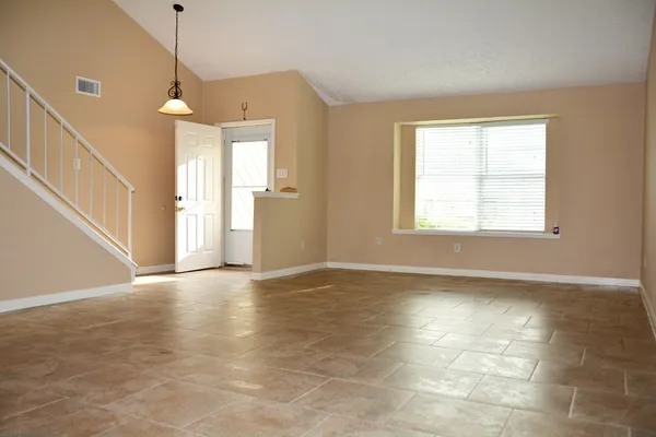 $2,100 | 3703 Embarcadero Drive, Houston, TX 77082