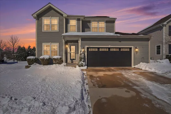 $485,000 | 734 Creekwood Lane, West Bend, WI 53095