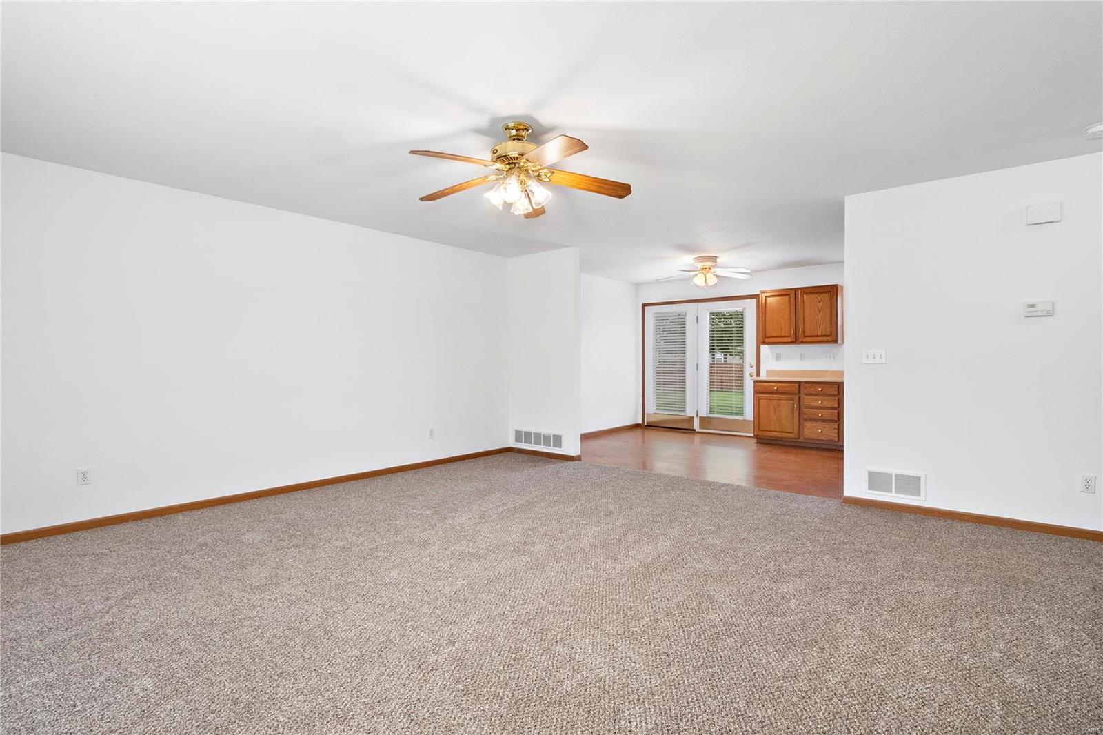 9864 Oak Grove School Road Lebanon, IL 62254 - Photo 8 of 30