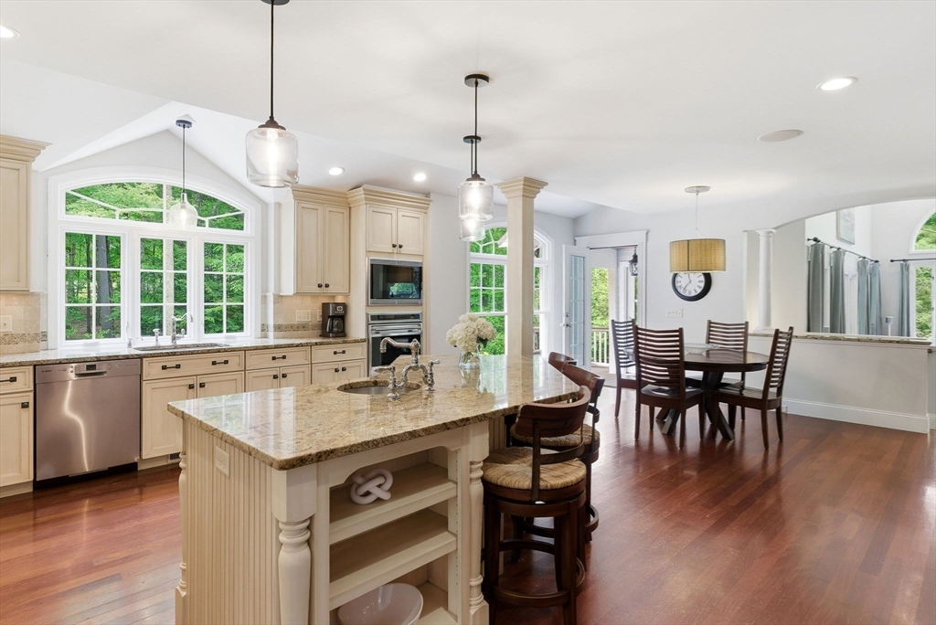 2 Lyn Path Hopkinton, MA 01748 - Photo 10 of 42 Gallery Image 10