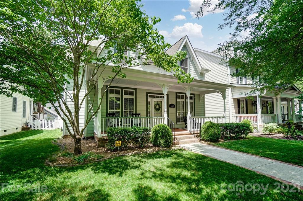 3233 Colonel Springs Way Fort Mill, SC 29708 - Photo 2 of 48 a view of a house with a garden