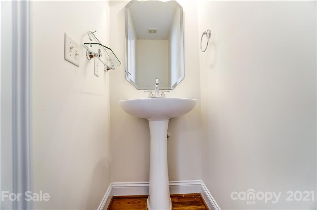 3233 Colonel Springs Way Fort Mill, SC 29708 - Photo 23 of 48 a bathroom with a sink and mirror