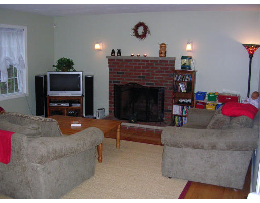 23 Fales Road Sharon, MA 02067 - Photo 8 of 18
