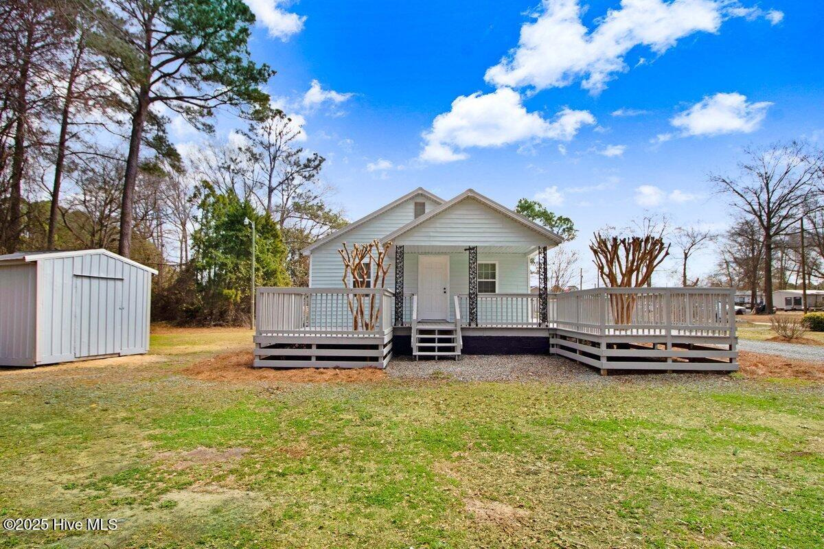 122 Williamson Farm Road Dudley, NC 28333 - Photo 3 of 27 122 Williamson Farm Rd-1