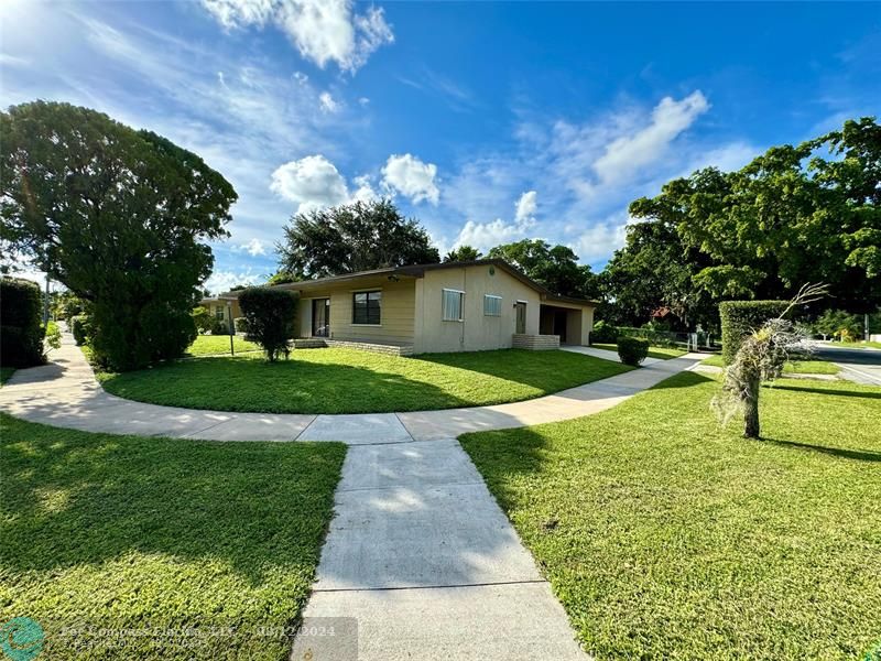 1181 Northeast 204th St  