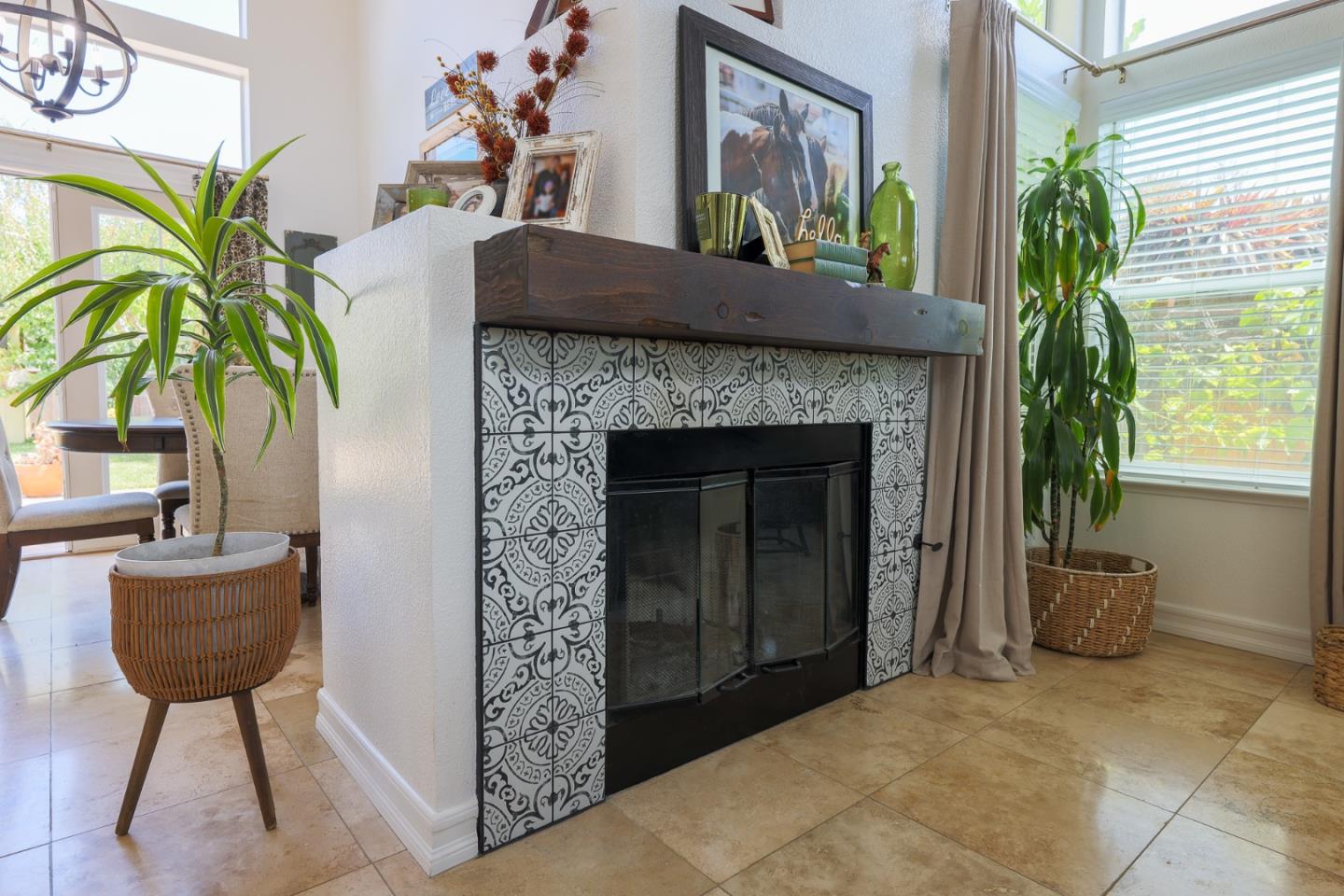 166 Sutton Way Salinas, CA 93906 - Photo 10 of 29