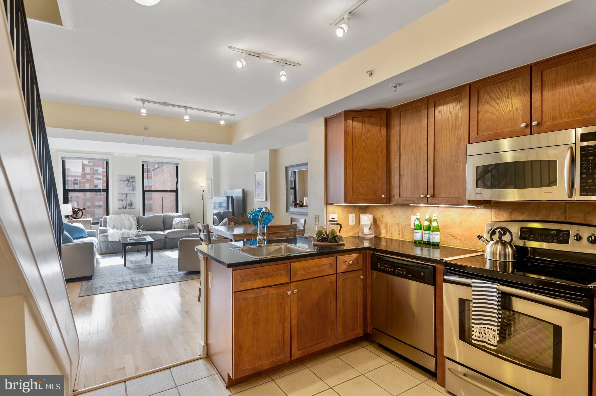 631 D Street Northwest, Unit 841 Washington, DC 20004 - Photo 4 of 90