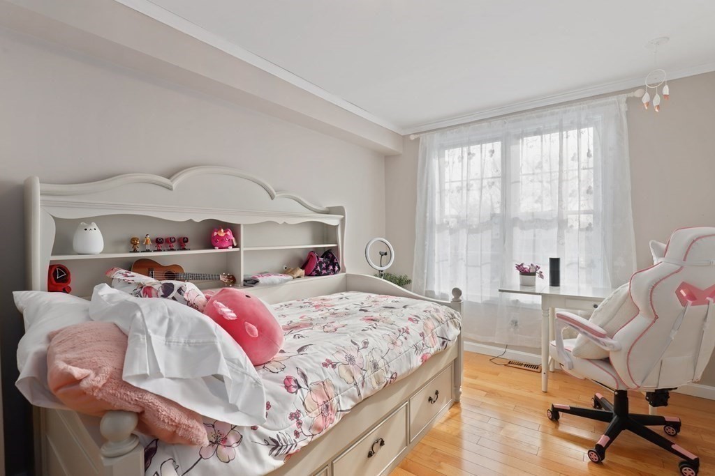 43 Wenlock Road, Unit 43 Boston, MA 02122 - Photo 14 of 23