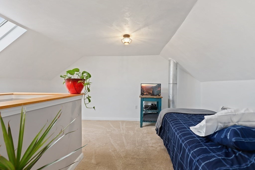 43 Wenlock Road, Unit 43 Boston, MA 02122 - Photo 17 of 23