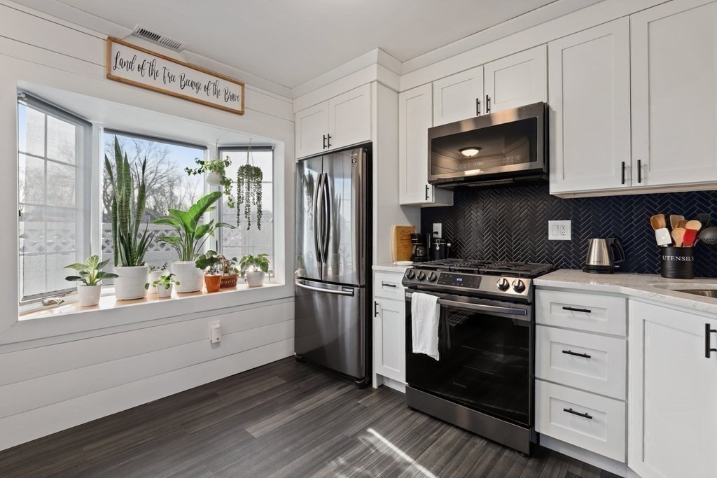 43 Wenlock Road, Unit 43 Boston, MA 02122 - Photo 7 of 23