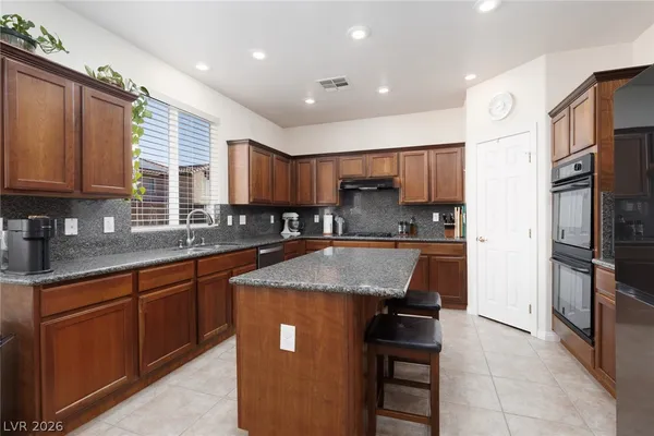 $574,998 | 9270 Wildcat Hill Court, Las Vegas, NV 89178