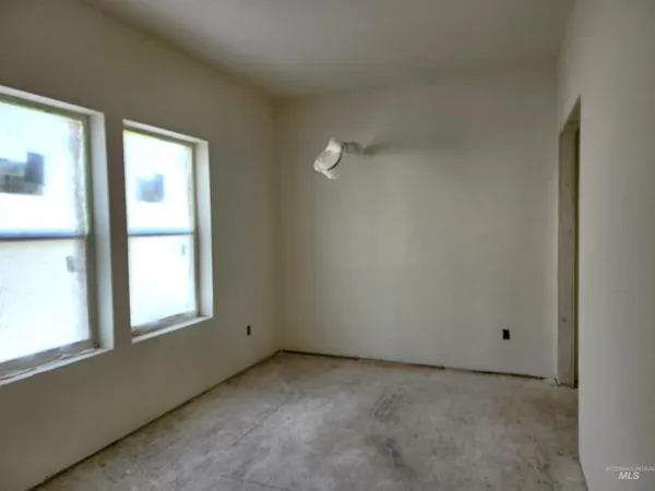 $349,000 | 402 Highline Lane, Potlatch, ID 83855