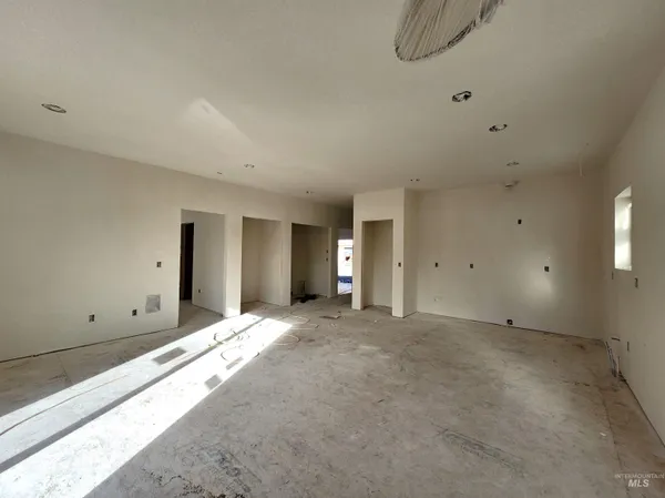 $349,000 | 402 Highline Lane, Potlatch, ID 83855