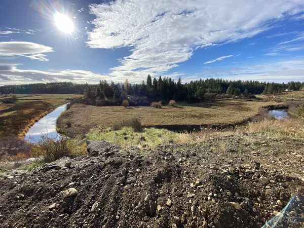$349,000 | 402 Highline Lane, Potlatch, ID 83855