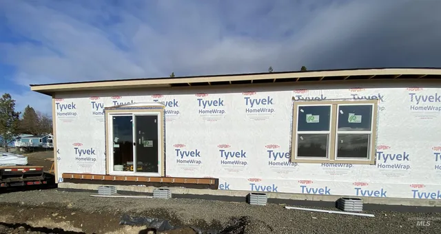 $349,000 | 402 Highline Lane, Potlatch, ID 83855